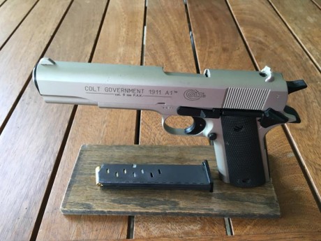 Vendo detonadora Colt 1911 en niquel.
Fabricada en Alemania por Umarex.
Regalo el stand.
No esta en libro.
Perfectas 01