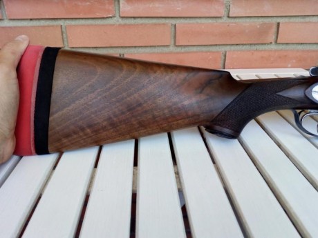 Vendo escopeta superpuesta Beretta, modelo SO2. Doble gatillo, con el primero de ellos articulado. Choques 20