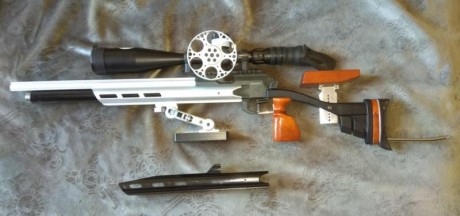 Hola, de un compañero de afición vendo una carabina para FT marca Hammerli modelo AR20  (sin visor) , 02