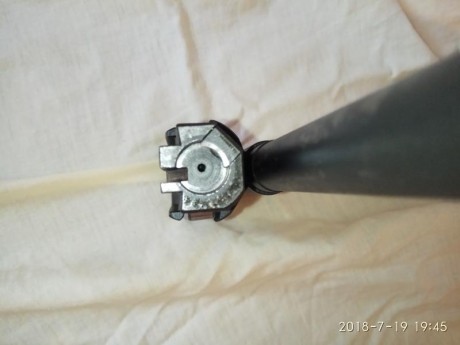 Buenos días:

Se vende CETME modelo C, pavonado en cromo oscuro realizado en Iparguns, culata y guardamanos 60