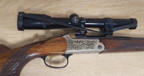 Se vende monotiro Blaser K77 calibre 243 winchester.
Incluye visor Zeiss de pocos aumentos, que se ve 20