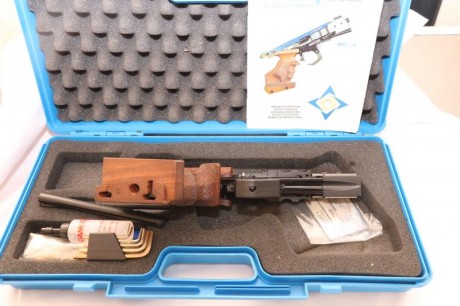 Vendo pistola Match Guns MG4, calibre 32 para competir a 25 m, en perfecto estado de conservación como 01