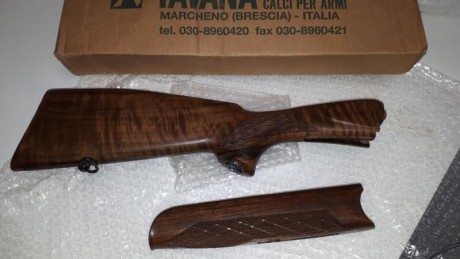 Rifle bettinsoli superpuesto se vende culata y guardamanos sin estrenar con nogal veteado muy bonito y 00