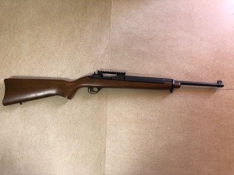 Vendo carabina ruger deerfield  calibre 44 magnun con dos cargadores.precio 800 euros. interesados contactar 00