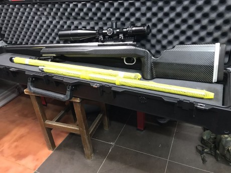 Se vende un barnard P con la culata de carbono, rail de 20 moas y tres cañones .
 Uno usado de 308 1/11 00