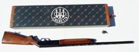 VENDIDA!
Buenas!
Vendo repetidora Beretta A304 Calibre 12, Incluye juego de polichokes Internos completo 02