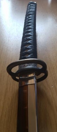   Hola compañer@s!

Por necesidad económica pongo en venta en Madrid mi mejor arma blanca: Katana Miyamoto 30