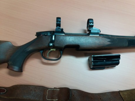 VENDO RIFLE MANNLICHER STEYER 30-06 EN MUY BUEN ESTADO TIENE MONTURA Y ANILLA DE APPEL. TODO SOLO POR 02