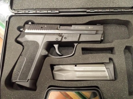 VENDIDA
Se vende pistola Sig Sauer Sp 2009 en 9mm pb,Buen Estado.
Peso en vacio 725 g,longitud total 18,7 00
