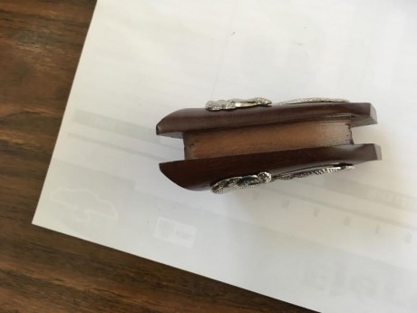 Vendo cachas para revólver con adorno "snake", estilo Clint Eastwood en al famosa trilogía. 01