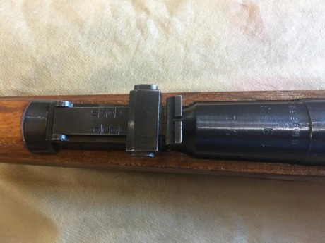 Vendo este Mosin Nagant en bastante buen estado, maderas al aceite
Numeraciones coincidentes, precio 300€ 61