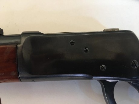 Un buen amigo vende este rifle “Tigre” del 44/40, en un estado de conservación excepcional, con una gran 21
