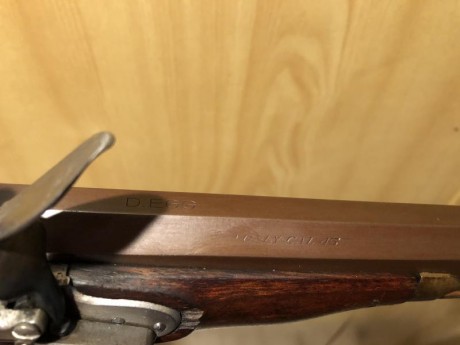 Vendo pistola de chispa D.Egg cal. 45. En excelente estado. Atiendo wassap y teléfono 659896362. Precio 00