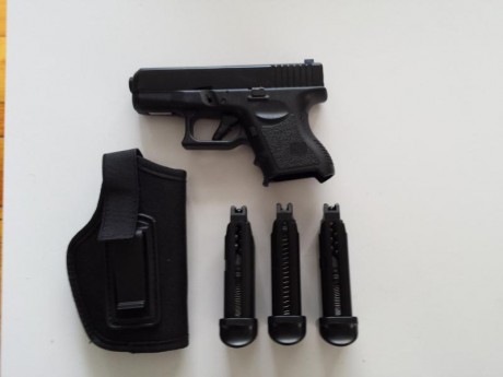 Kjw G-27 . REPLICA DE LA GLOCK. prácticamente a estrenar, es la cara, de corredera metálica Blowback, 01