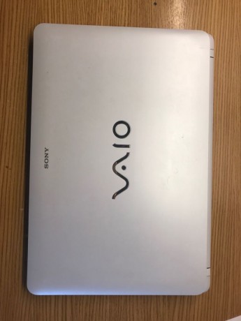 hOLA VENDO UN PORTATIL MARCA SONY VAIO EN PERFECTO ESTADO CON CUATRO AÑOS EN CUANTO PUEDA PONGO FOTOS 10
