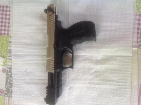 Vendo walther p22 target.
Buen estado. 2 cargadores y caja original.
Calibre 22. 
150 euros. Envío aparte. 02