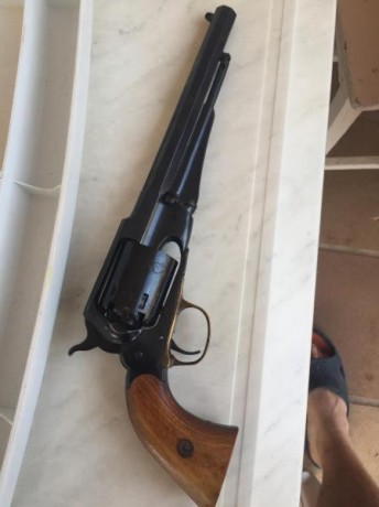 Vendo dos santa Barbara New Army, uno pavonado con tambor grabado en AE, el otro con acabado niquel dorado 12