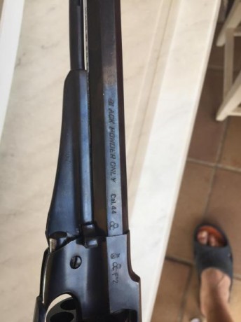 Vendo dos santa Barbara New Army, uno pavonado con tambor grabado en AE, el otro con acabado niquel dorado 10