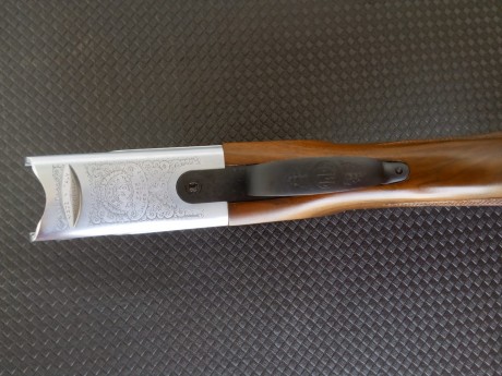 Hola, vendo Beretta 686 Silver Pigeon de Trap, con cañón de 75cm, chokes fijos de 1* y 2*. Esta en impecable 30