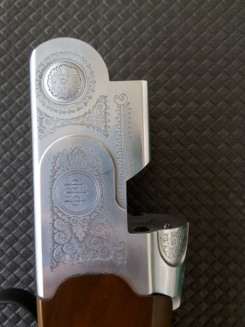 Hola, vendo Beretta 686 Silver Pigeon de Trap, con cañón de 75cm, chokes fijos de 1* y 2*. Esta en impecable 40