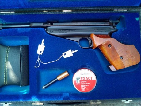 Hola, pongo a la venta estas dos pistolas de 4,5 mm .
La Feinwerkbau lp 65  210 euros y la Zoraki hp 01 12