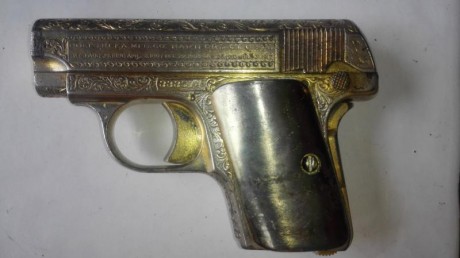 Buenas Noches, les presento esta hermosa COLT automotica calibre 25 "modelo 1908 creo?" perteneciente 01