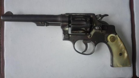 Amigos Buenas noches, considero que esta es la cereza del pastel, esta es un arma sin identidad, perteneciente 02