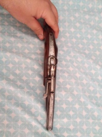 Hola , he conseguido un pequeño lote de armas muy antiguas y una de estas armas es esta pistola decsalon 10