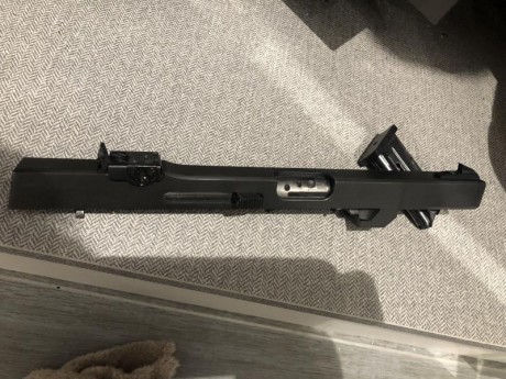 Hola a todos los compañeros de foro y afición Vendo un carro del 22 LR de la Walther Gsp del modelo antiguo 02