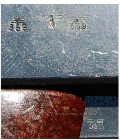 Hoy le toca al abuelo de la coleccio.
Una walther p38 de 1941, con los marcages y numeros coincidentes, 00