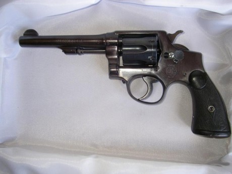 Amigos Buenas noches, considero que esta es la cereza del pastel, esta es un arma sin identidad, perteneciente 10