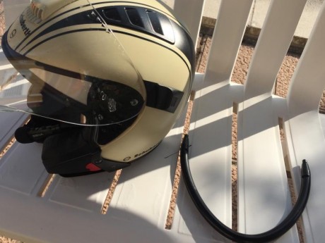 Hola vendo casco Schubert J1 tipo jet y homologado también con la protección del mentón puesta como integral, 02