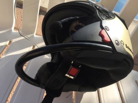 Hola vendo casco Schubert J1 tipo jet y homologado también con la protección del mentón puesta como integral, 00
