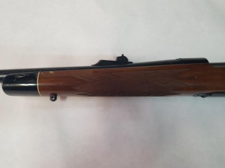 Hola.
Un amigo que no sabe ni tiene internet, vende un rifle REMINGTON 700 LH, calibre 7mm RM (Remington 10