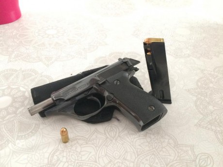 Hola buenos dias vendo arma corta de la marca ASTRA modelo A-60 de calibre 9mm corto, el arma esta en 01