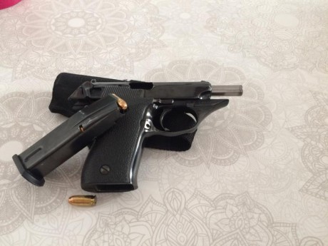Hola buenos dias vendo arma corta de la marca ASTRA modelo A-60 de calibre 9mm corto, el arma esta en 00