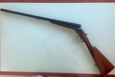 Vendo Paralela Ugartechea modelo 40-N,
Totalmente nueva, expulsora. Calibre 12.
Precio 700€. 01