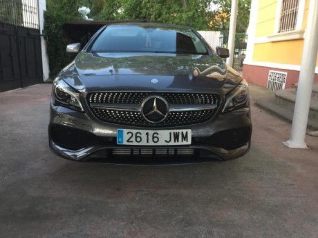 Hola..
vendo coche con acabado amg interior y exterior.
KM....34.000,,,,,, PRECIO 35.000 €. NUEVO PRECIO 12