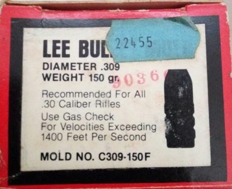 Buenas,

Vendo el lote compuesto por los siguientes elementos de las fotografías.

- Molde Lee completo 02