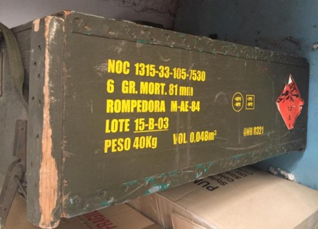 Vendo cajas militares de madera a 40 euros cada una, gastos de envió incluidos peninsula, están en Murcia. 12