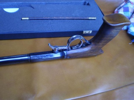 se vende pistola ardesa underhammer del calibre 40
las cachas estan tocadas para mi mano muy grande
turquesa 10