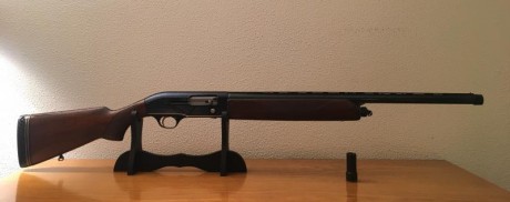 Vendo escopeta  SEMIAUTOMATICA BREDA ALTAIR   con barichoque exterior.

Incluye protector de rosca y boquilla 02