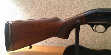 Vendo escopeta  SEMIAUTOMATICA BREDA ALTAIR   con barichoque exterior.

Incluye protector de rosca y boquilla 01