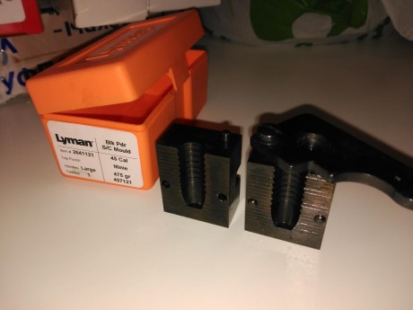Saludos
Vendo varias cosas que ya no uso:

-Lyman 457121PH (2641121), la tipo Volunteer. Muy poco uso, 02