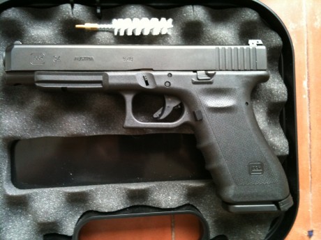 Alguien sabe cuando sale a la venta la Cuarta generacion de la Glock. 30