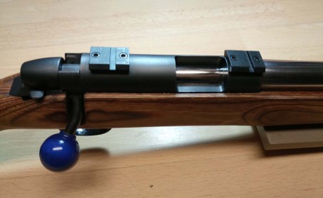 Pongo a la venta una carabina Remington 22Lr. con cañon Match pesado y flutet en inox.
Es el modelo 504-T 02
