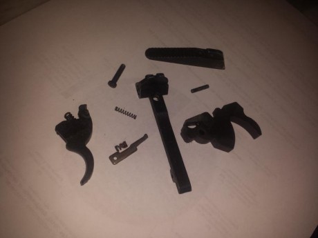 vendo varias piezas para la carabina/revolver Reck modelo Trooper , estan en perfecto estado ,todo el 01