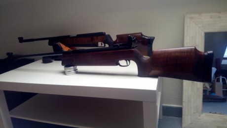 Hola, vendo este ejemplar de mi colección Walther lgr en estado pluscuamperfecto tanto de estética y pavonado 01