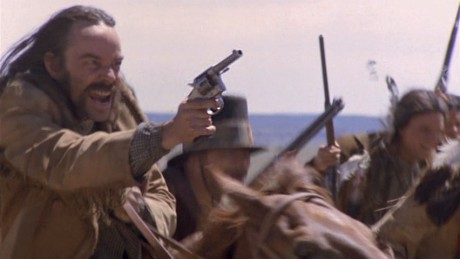 Compañeros,

En vista de las ganas de algunos (Elcafe, Wilcow, Vrakk, etc) por adivinar armas de películas 130