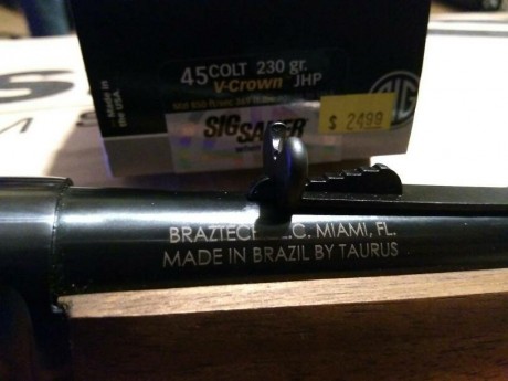 Hola.

Recientemente me he enterado de que el fabricante antiguamente llamado Amadeo Rossi de rifles de 50